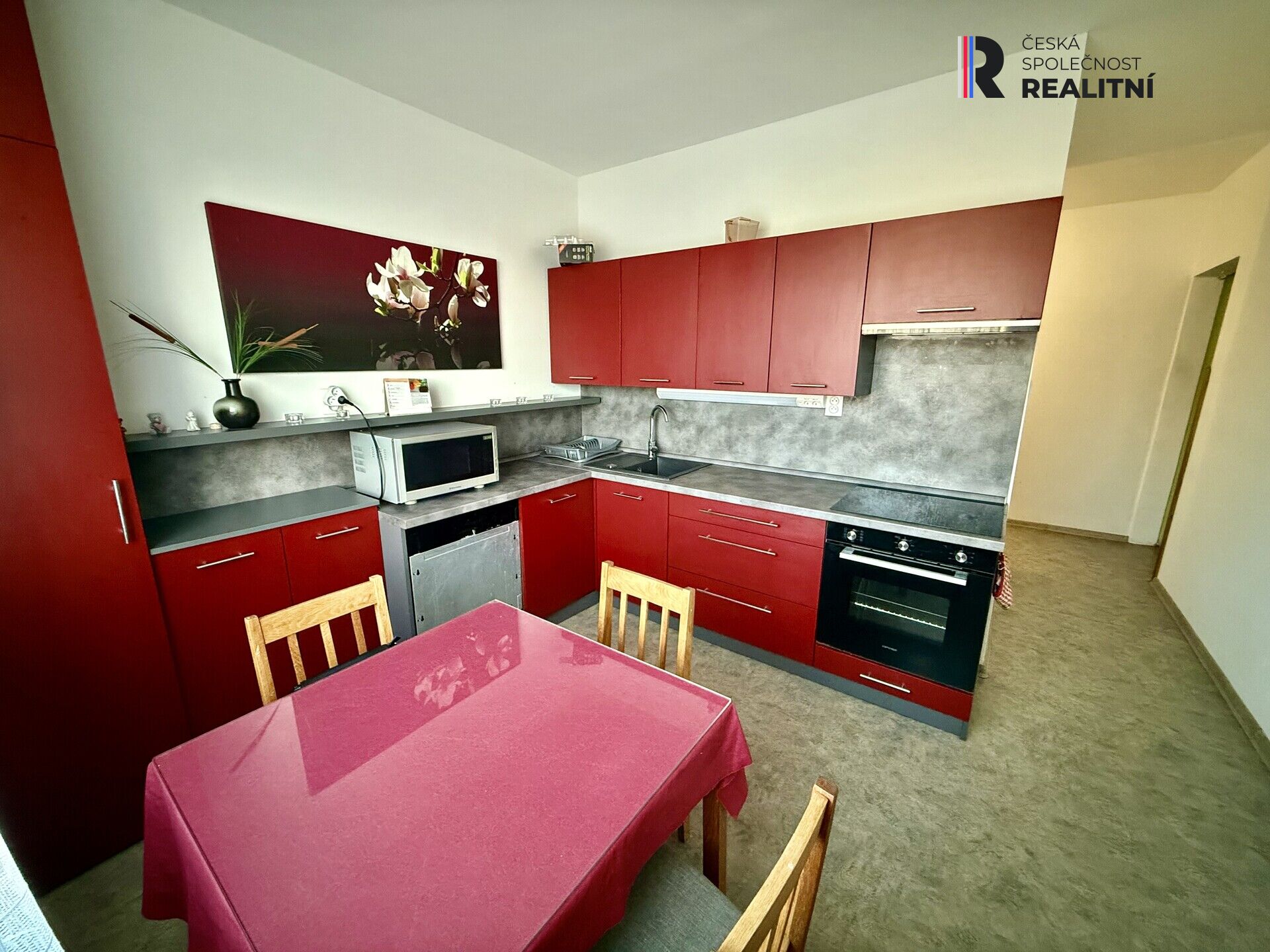 Prodej bytu 3+1 s lodžií, Spartakiádní 1963, Sokolov