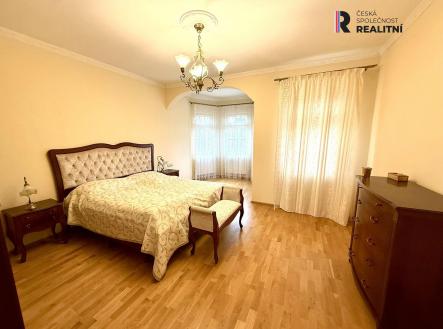 Prodej - dům/vila, 500 m²