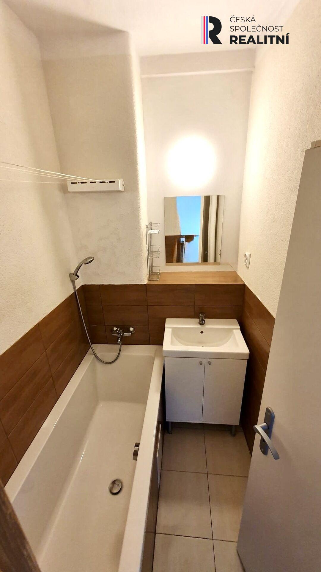 Pronájem bytu 1+1 – Sokolov, ul. K. H. Borovského 1437