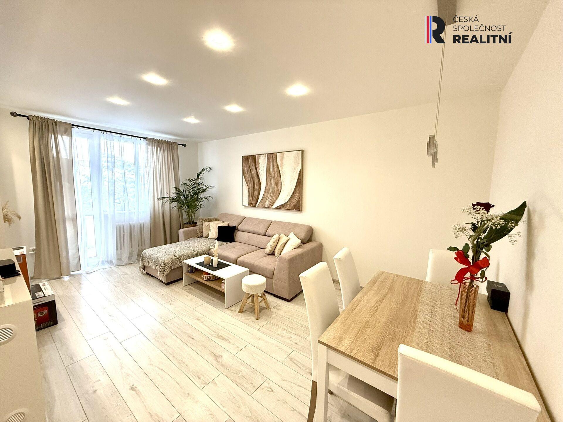 Prodej bytu 2+1+lodžie po nákladné rekonstrukci, Švermova ulice, Habartov