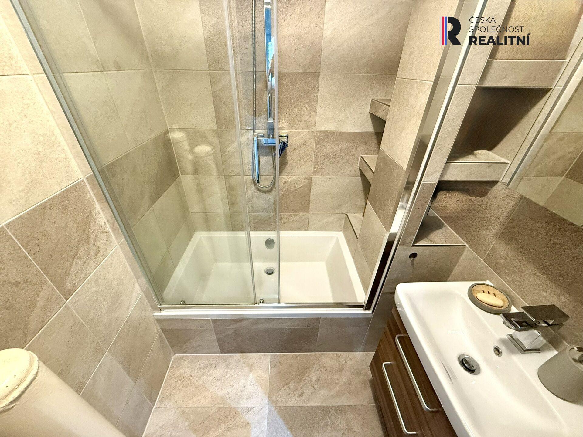 Světlý byt 3+1 s lodžií po rekonstrukci, Habartov