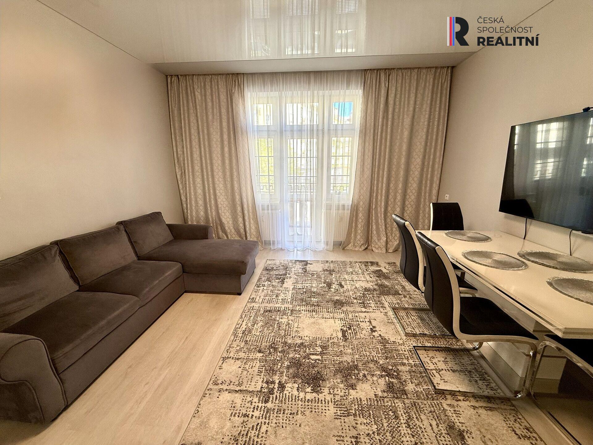 Stylový byt 2+1s výtahem i balkonem po kompletní rekonstrukci  – Karlovy Vary, Vítězná ulice