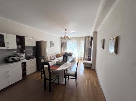 Prodej bytu, 3+kk, 104 m²