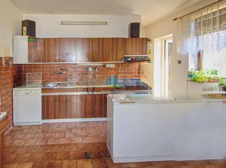 foto: 2 | Prodej - dům/vila, 195 m²