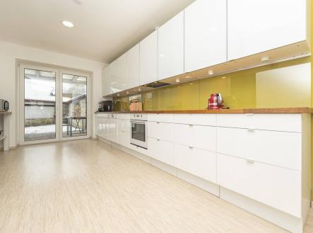 Bez popisku | Prodej - dům/vila, 185 m²