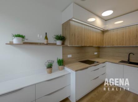 IMG_9617 | Pronájem bytu, 2+kk, 38 m²