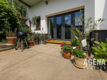 51 | Prodej - dům/vila, 249 m²