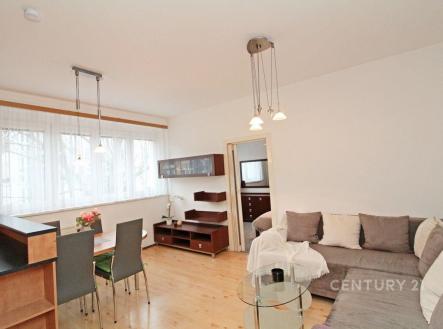 . | Pronájem bytu, 2+kk, 42 m²
