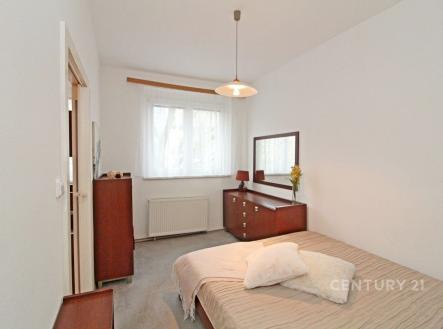 . | Pronájem bytu, 2+kk, 42 m²