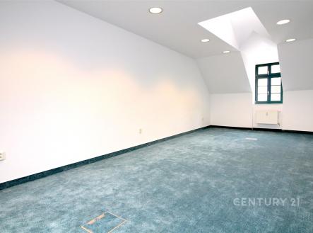 . | Pronájem - kanceláře, 38 m²