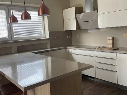 foto: 2 | Pronájem bytu, 2+kk, 84 m²