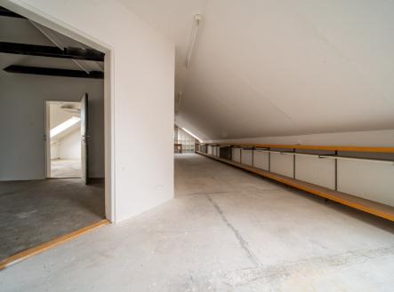 foto: 4 | Prodej - kanceláře, 260 m²