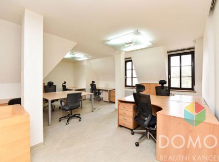 Pronájem - kanceláře, 133 m²
