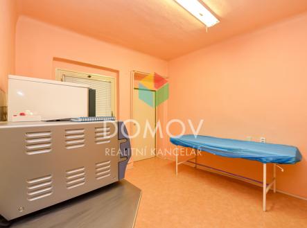 komerce-plzenka-26-1-of-1.jpg | Pronájem - kanceláře, 15 m²
