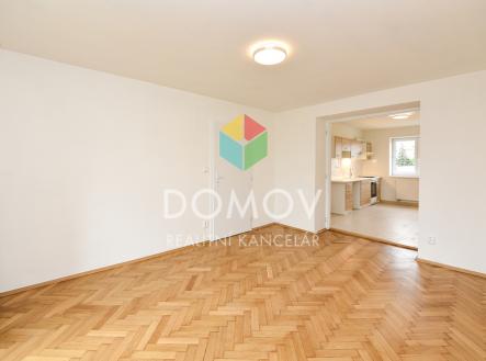byt-2-1-janosikova-6-1-of-1.jpg | Pronájem bytu, 2+1, 55 m²