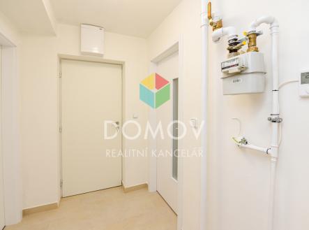 byt-2-1-janosikova-10-1-of-1.jpg | Pronájem bytu, 2+1, 55 m²