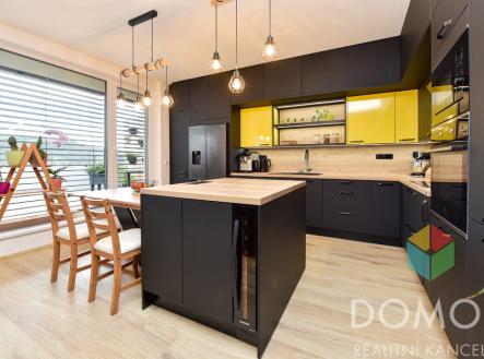 byt-4-kk-nepilova-22-1-of-1.jpg | Prodej bytu, 4+kk, 103 m²