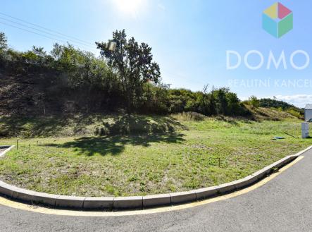 pozemek-6-1-of-1-kopie.jpg | Prodej - pozemek pro bydlení, 703 m²