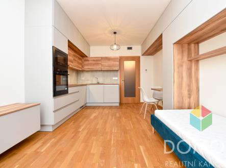 kolbenova-9-1-of-1.jpg | Pronájem bytu, 1+kk, 40 m²