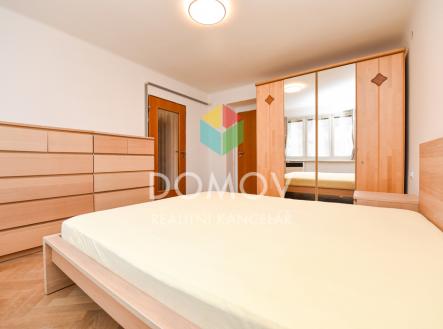 trida-miru-2-1-of-1-1.jpg | Pronájem bytu, 2+1, 50 m²