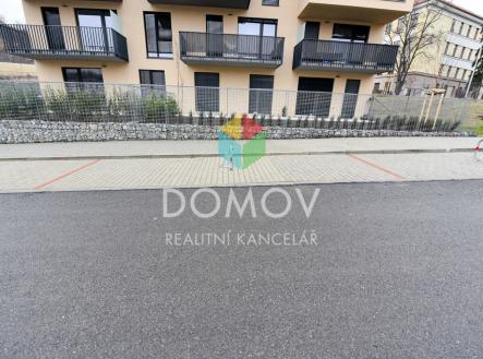 park-stani-3-1.jpg | Pronájem - malý objekt/garáž