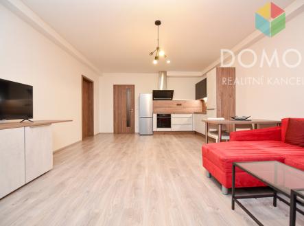 obýv.pokoj s KK | Pronájem bytu, 2+kk, 64 m²