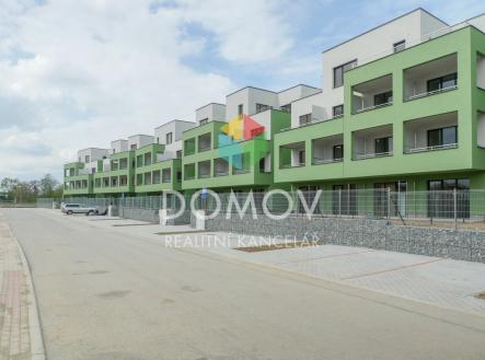 Pronájem bytu, 1+kk, 36 m² obrázek