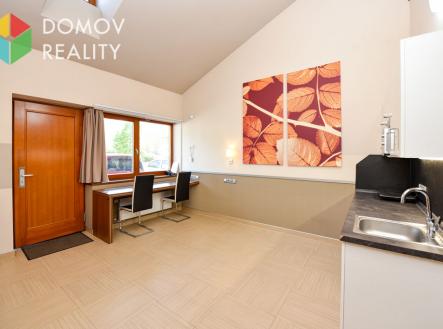 5-1.jpg | Pronájem bytu, 2+kk, 42 m²