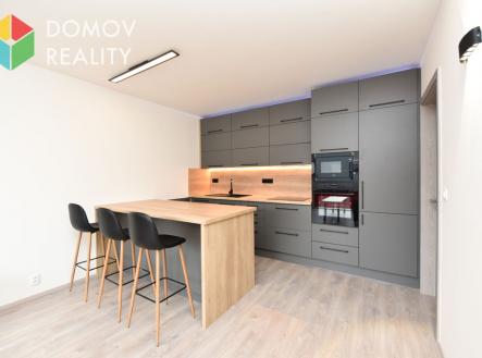 1.jpg | Pronájem bytu, 2+kk, 557 m²