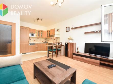 1.jpg | Pronájem bytu, 2+kk, 3 327 m²