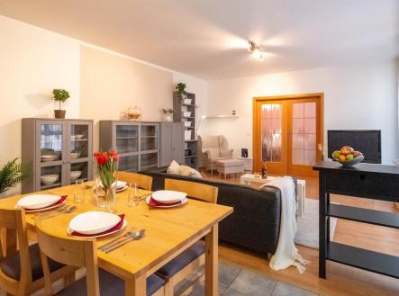. | Pronájem bytu, 2+kk, 75 m²