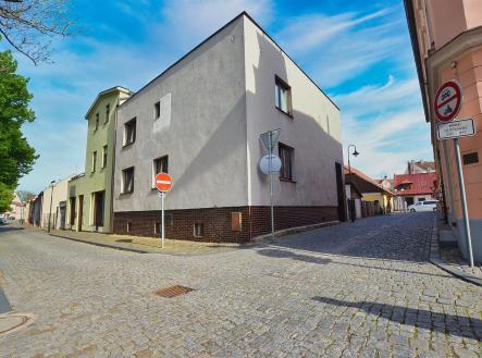 . | Prodej - dům/vila, 171 m²