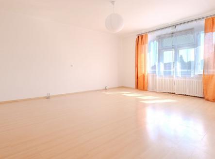 . | Pronájem bytu, 2+kk, 64 m²