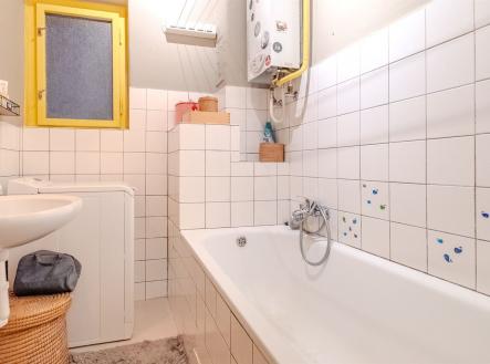 . | Pronájem bytu, 2+kk, 56 m²