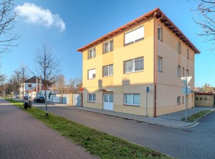 . | Prodej bytu, 2+kk, 59 m²