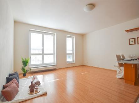 . | Pronájem bytu, 2+kk, 58 m²