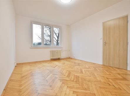 . | Pronájem bytu, 2+kk, 36 m²