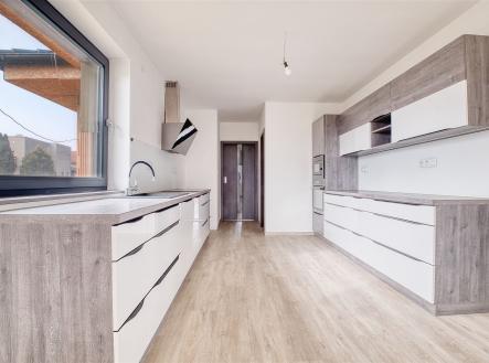. | Prodej - dům/vila, 173 m²