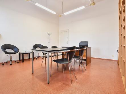 . | Pronájem - kanceláře, 22 m²