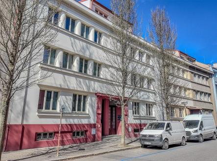 . | Prodej bytu, 3+kk, 104 m²