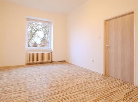 . | Pronájem bytu, 2+kk, 36 m²