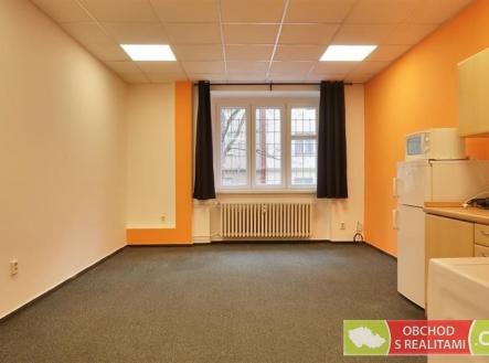 . | Pronájem bytu, 1+kk, 31 m²