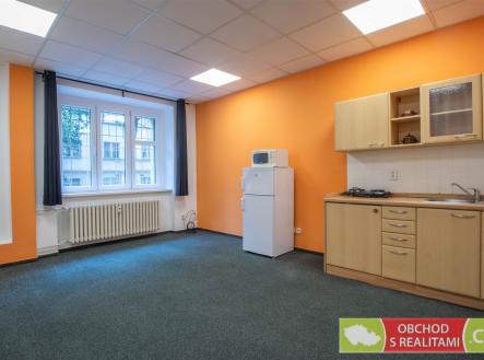 Pronájem bytu, 1+kk, 31 m² obrázek