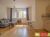 Pronájem bytu, 1+kk, 33 m²
