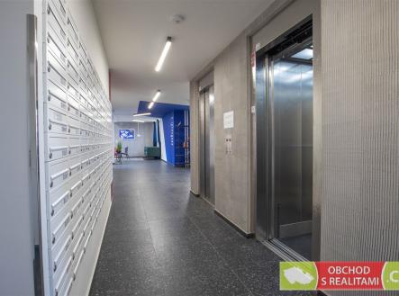 . | Pronájem bytu, 1+kk, 23 m²