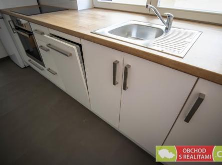 . | Pronájem bytu, 3+kk, 57 m²