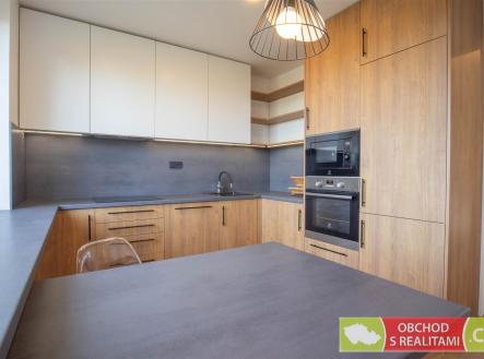 . | Pronájem bytu, 2+1, 74 m²