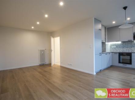 . | Pronájem bytu, 3+kk, 76 m²