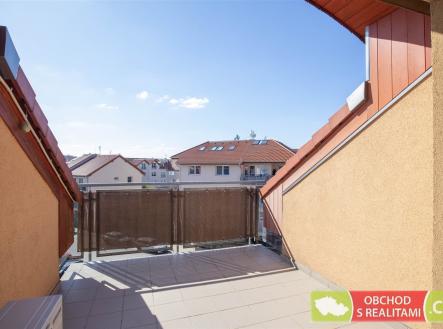 . | Pronájem bytu, 2+kk, 78 m²