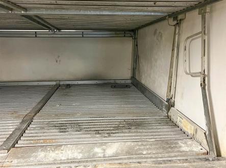 . | Pronájem - malý objekt/garáž